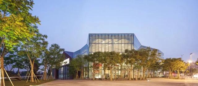 探徐汇｜全线“地铁”自助！5天游上海，徐汇玩“出圈”