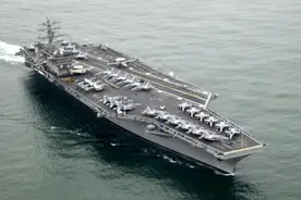 中美5艘航母，出现在同一片海域，新一轮交锋已悄然拉开帷幕？图片