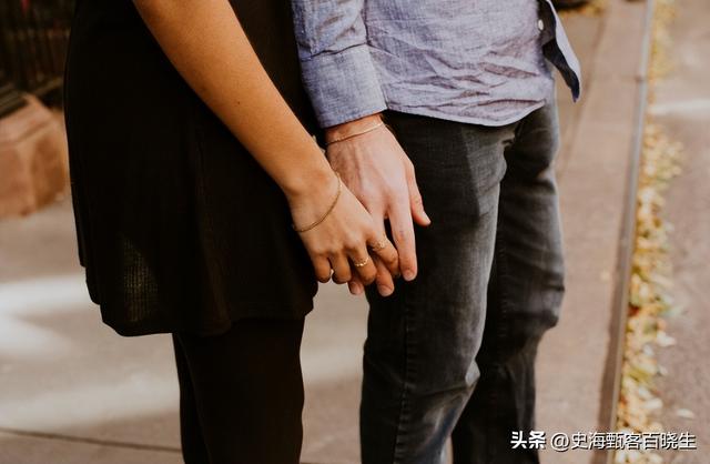 湖南一女子因长得太漂亮	，55岁没上过一天班，颜值曝光后网友感慨