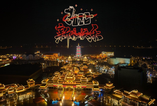 太原方特潮味中国年“马”上启程，新春欢乐不重样