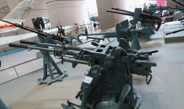 当着全世界的面，特朗普对日本放出一句狠话，让高市早苗彻底傻眼