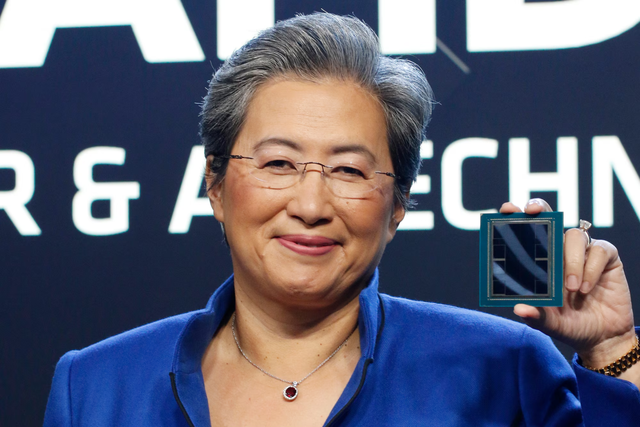8 年了，AMD 服务器 CPU 逆袭 Intel