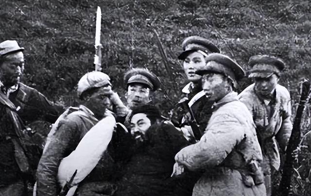 4年剿匪260万，为什么只有新中国剿匪成功了？看看伤亡就懂了