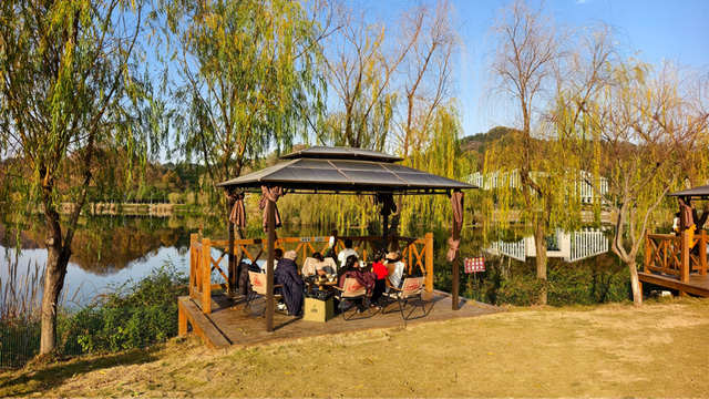 武当山下冬韵正浓 户外休闲成文旅新亮点