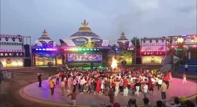 一半沙漠一半湖水，走进宁夏，才知道什么是真正的诗与远方