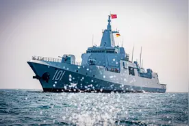 中国055大驱，为何是亚洲第一驱逐舰？它的核心优势究竟在哪？图片