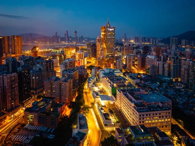 澳门出片秘籍:五大绝美城市风光机位深度攻略