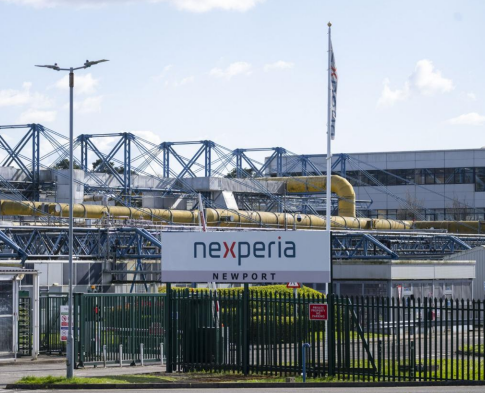 断供19天，中国恢复安世供货，不卖给国外，并且必须用人民币结算