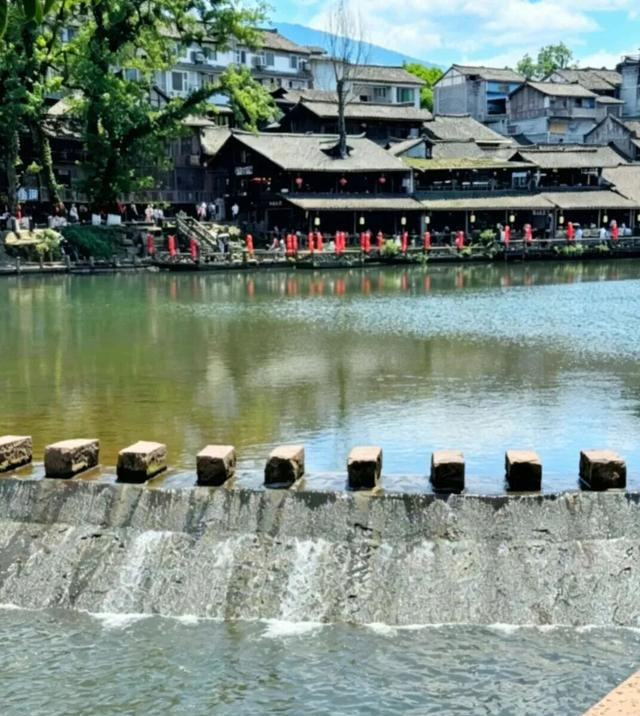 高铁1小时！这3座能量小城，累了就去小住三两天，回来元气满满