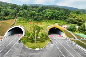 金凤隧道主线通车！从科学城金凤片区到璧山区6分钟图片