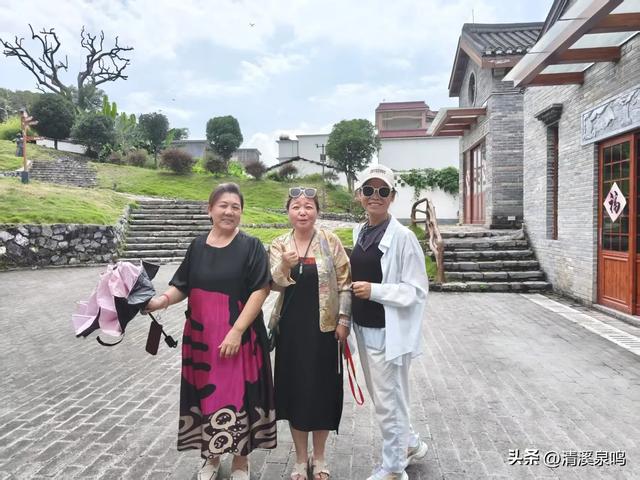 在茶香樟影里打捞烽火弦歌——大村寻踪记