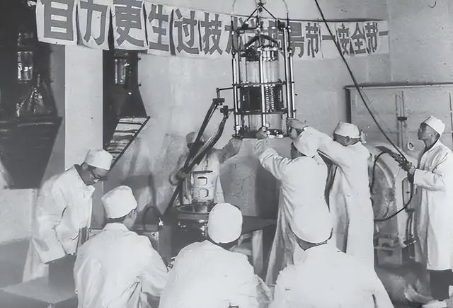 33年前，毛阿敏唱了一首童谣，将中国绝密军事基地暴露给了全世界