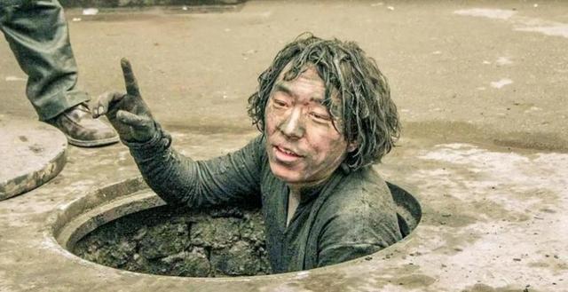 钱再多有什么用？影帝黄渤的现状，给娱乐圈所有中年明星提了个醒