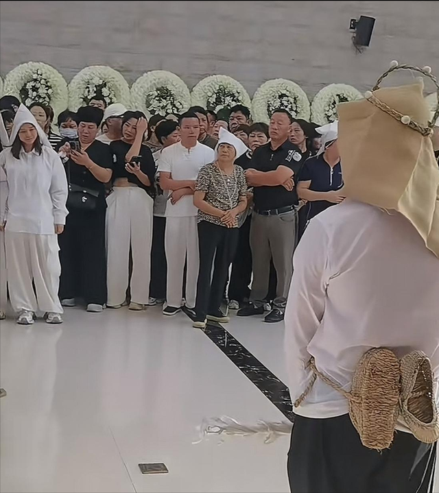 一路走好！又一演员走上朱媛媛后路，曾打百万抗癌针，年仅49岁