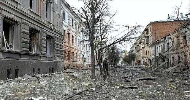 翻脸比翻书快，泽连斯基突然通知中国	，准备迎接乌克兰的最新制裁