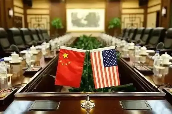 坏消息接二连三传来，中国不再惯着美国，特朗普竟想把普京拖下水