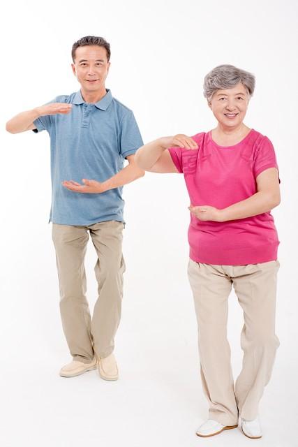 调查发现：那些好存钱的人，到65岁以后，大多会出现几种情况