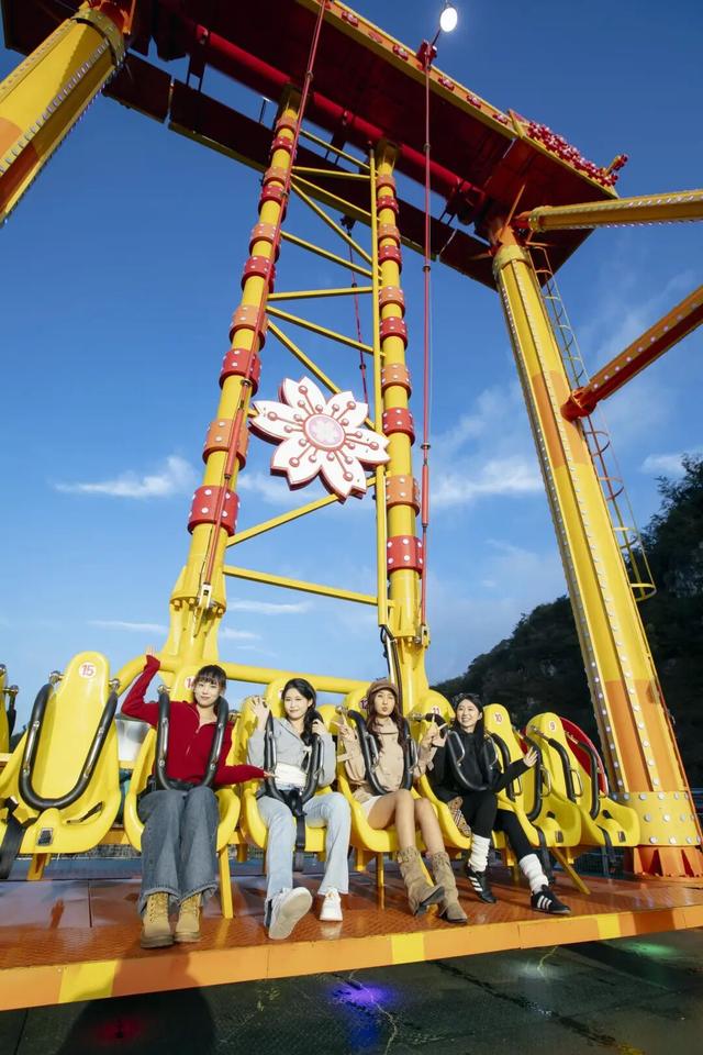 淄博金秋打卡攻略！红叶进入高饱和模式，教你拍出手机氛围感大片！