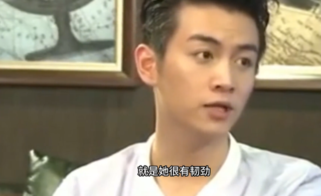 冯绍峰也没想到，被官媒高调官宣喜讯的赵丽颖，证实陈晓没说错