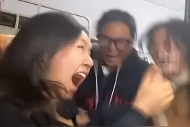 从中专生逆袭研究生 四川女生389过国家线图片