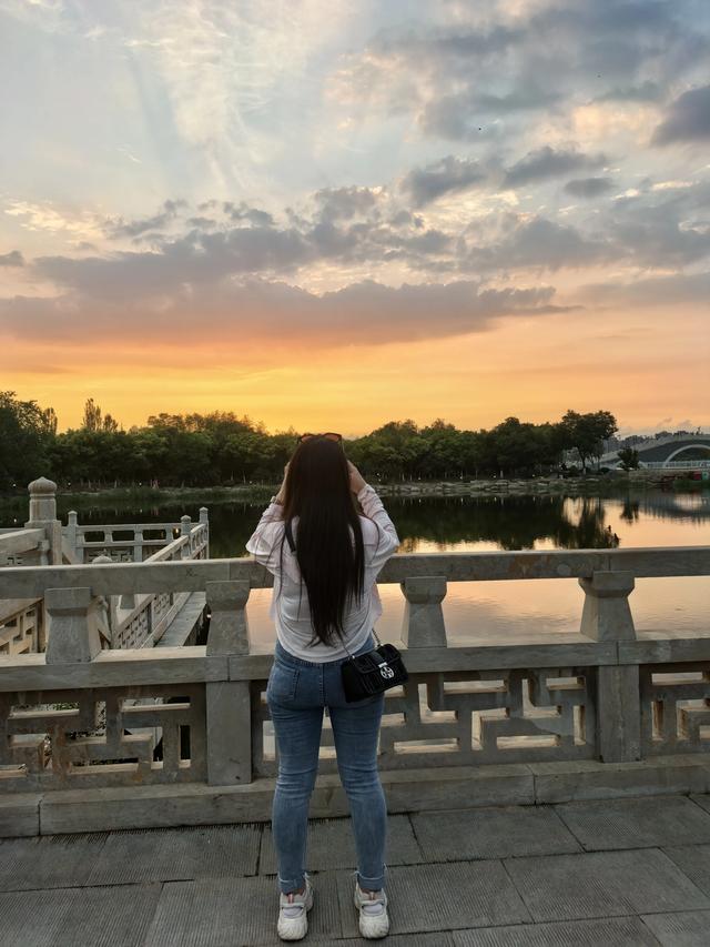 川进青出返宁第八站一一银川
