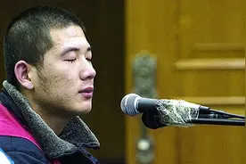 退伍老兵崔英杰，当街砍死城管副队长，自首后他的结局如何？图片