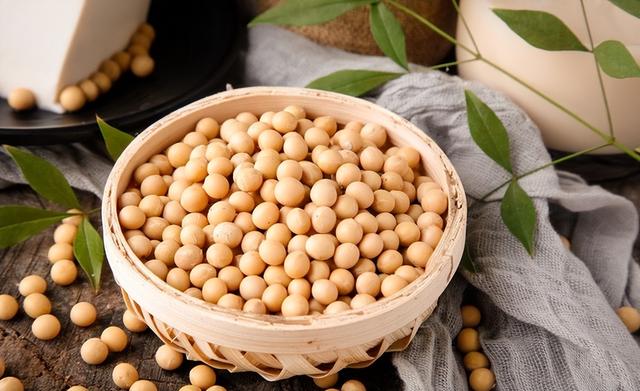 美方派人来华，中美在北京会谈，特朗普宣布：美拿下百亿美元大单