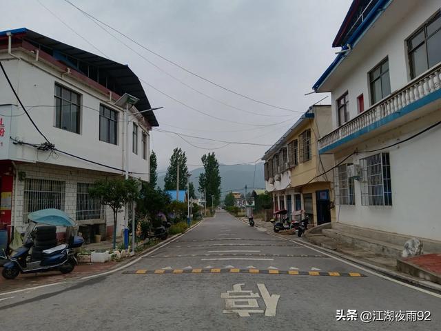 内乡夏馆镇,夏侯惇驻兵设馆,元好问驻足吟诗,秋林胜景闻名遐迩