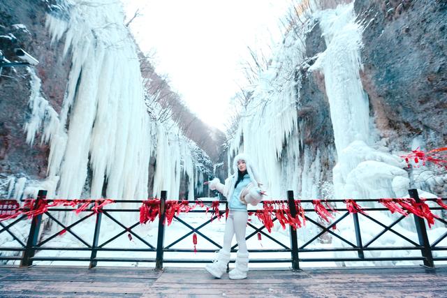 铜川周末两日游攻略：冰瀑奇观滑雪激情解锁极致冰雪之乐