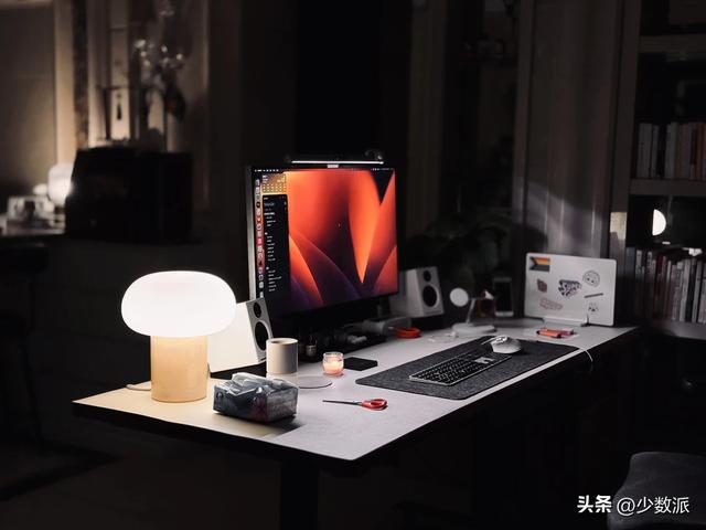 入手梦寐以求的桌面音箱，我终于圆上了学生时代「完美桌搭」的梦
