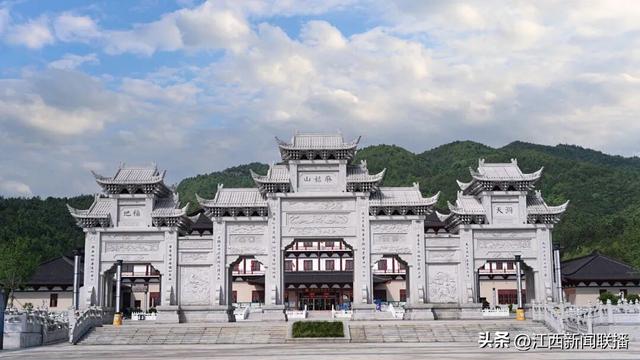 免票！特价！凭火车票可享多景区优惠，活动截止到1月31日