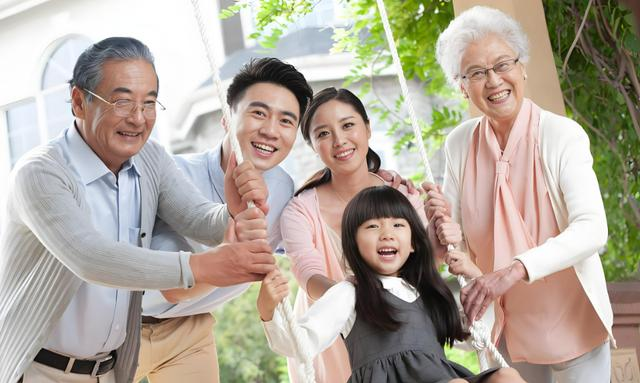 一个家庭最掉价的，是父母五六十岁了，还处于以下四种状态
