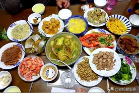 我们与儿子还有亲家一起吃年夜饭，来晒晒我们准备的菜肴图片