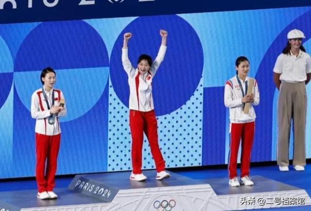 一个月没露面，全红婵变化显著，脸颊消瘦、情绪冷静，让人好心疼