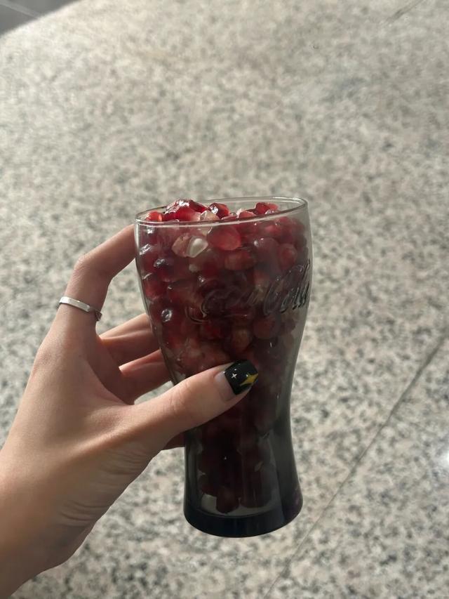 10月，「需要另一个同类」