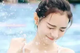 女生穿泳衣，还要穿内裤吗？大部分女生都搞错了！图片