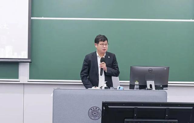 大成与清华大学成功联合举办“智创未来”数据产业国际治理研讨会
