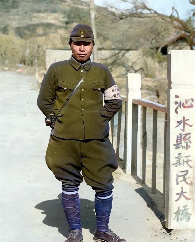 1942年，日本摄影师镜头里的山西沁水县，看看真实的汉奸嘴脸