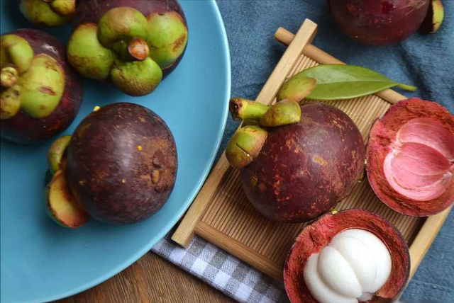 5种明明产量很大，却卖的很贵的水果，你全都吃过吗？