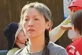 息影12年，女星满头白发！56岁吴倩莲露面，刘德华曾为她单膝跪下图片