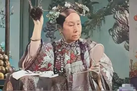 慈禧如厕拉屎 宫女口中含水（喊水）图片