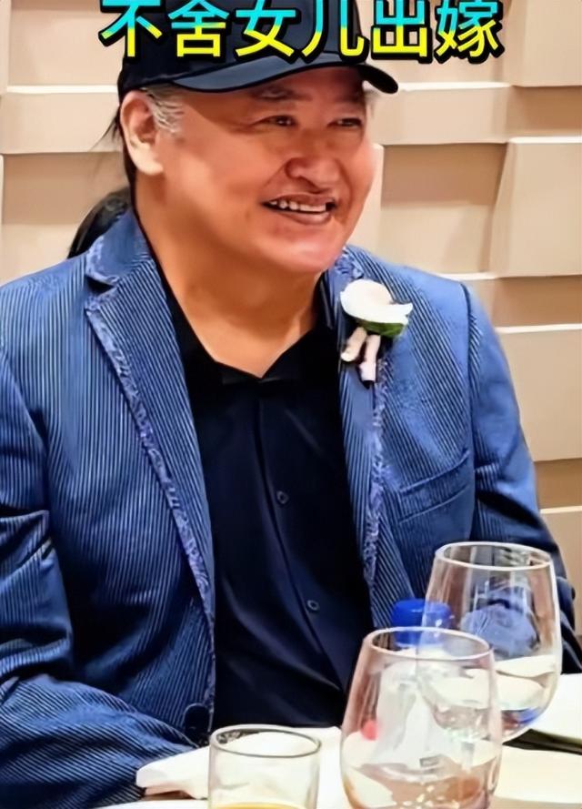 牛鬼蛇神现原形！刘欢女儿大婚不到24小时，恶心的一幕出现了