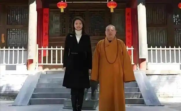 丈夫入狱、男友死缓，离开央视又被释永信牵连，她还能翻身吗？