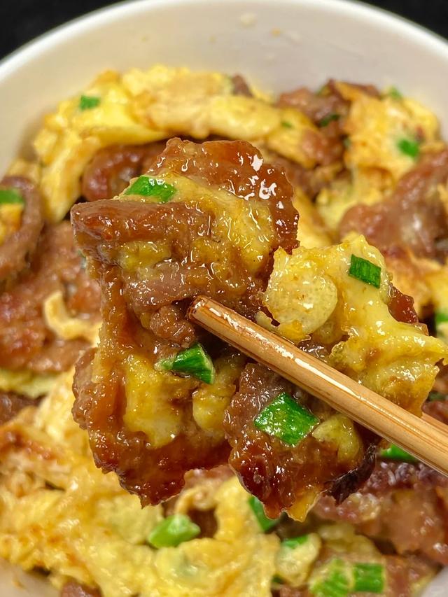 年纪越大越要管住嘴，少吃萝卜青菜，常吃5样	，强免疫走路如风