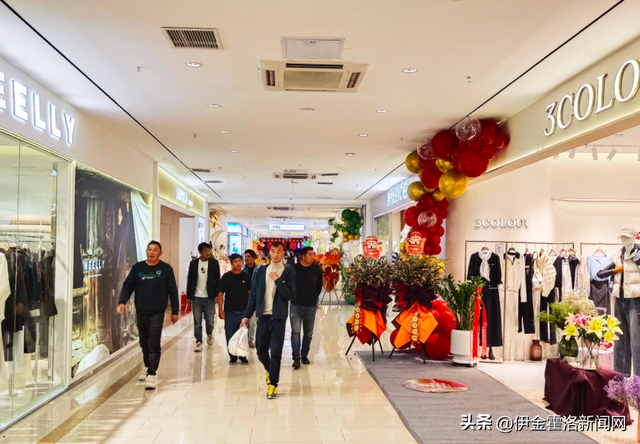 太火爆！伊旗双节接待游客42.4万人次！旅游收入突破3亿元！