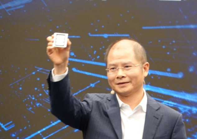 他才是任正非最信任的2号人物！稳居华为权力核心15年，战功赫赫