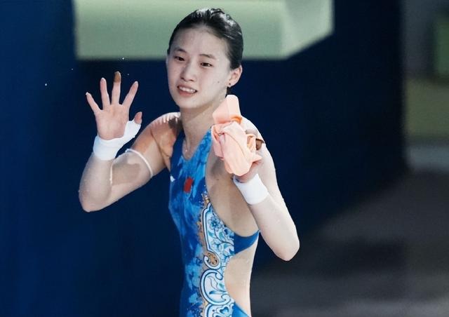 陈芋汐澄清“有后台”传闻