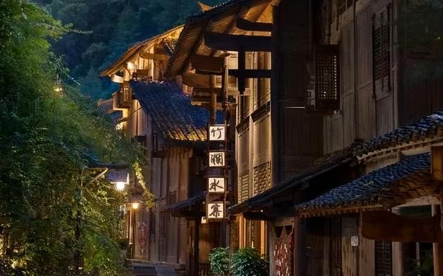 国庆“趣”遵义 | 收藏！线路大合集，解锁醉美遵义N种玩法！