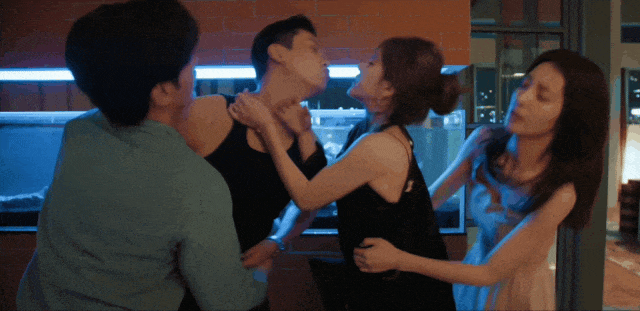 虞书欣回宫，黄了