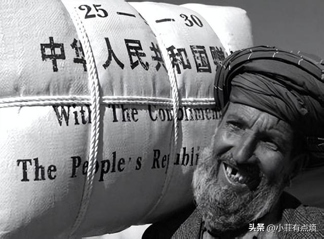 忘恩负义！白拿中国100亿援助和战机，转头将中国武器送美国研究